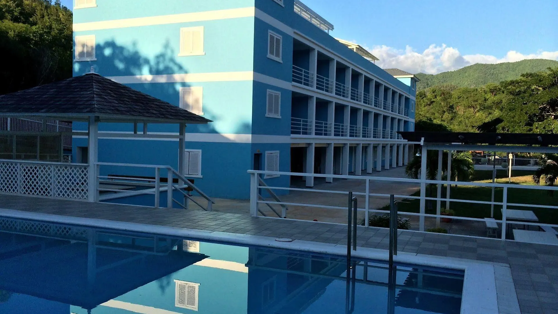 Three Finger Jack Hotel location
